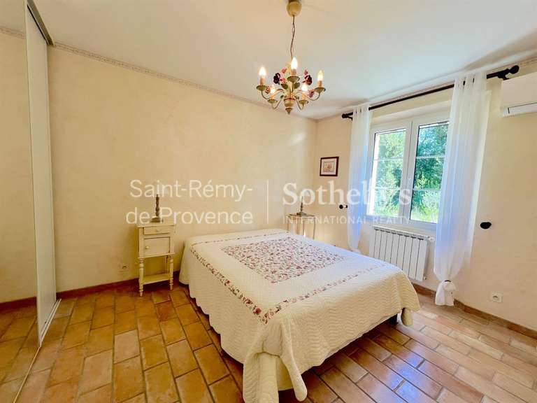 Maison Saint-Rémy-de-Provence - 4 chambres - 182m²