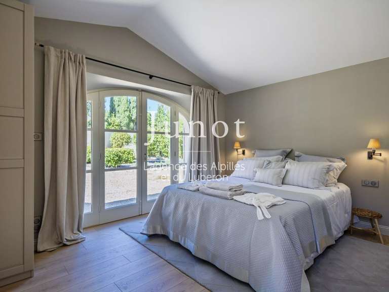 Maison Saint-Rémy-de-Provence - 4 chambres - 340m²