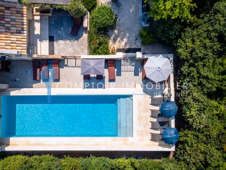 Maison Saint-Rémy-de-Provence - 7 chambres - 400m²