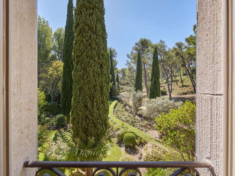 Maison Saint-Rémy-de-Provence - 4 chambres - 230m²
