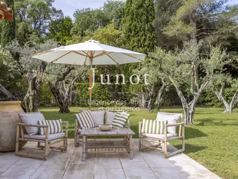 Maison Saint-Rémy-de-Provence - 5 chambres - 300m²