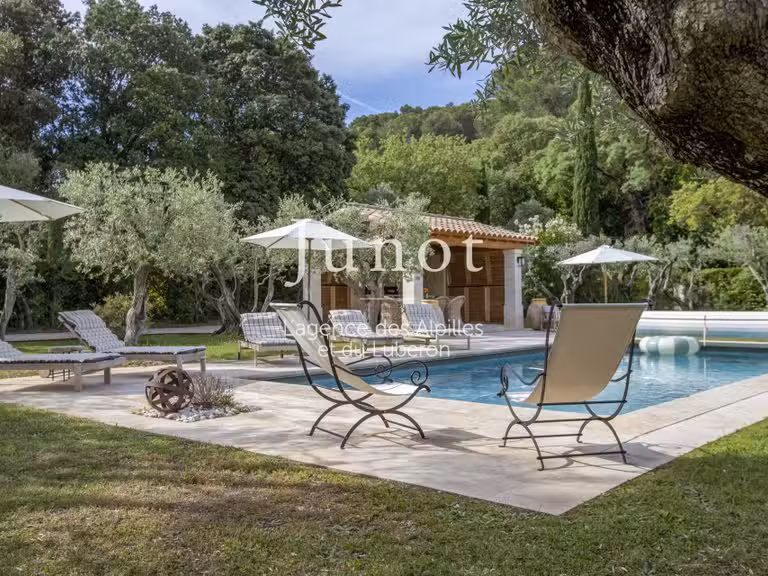 Maison Saint-Rémy-de-Provence - 5 chambres - 300m²