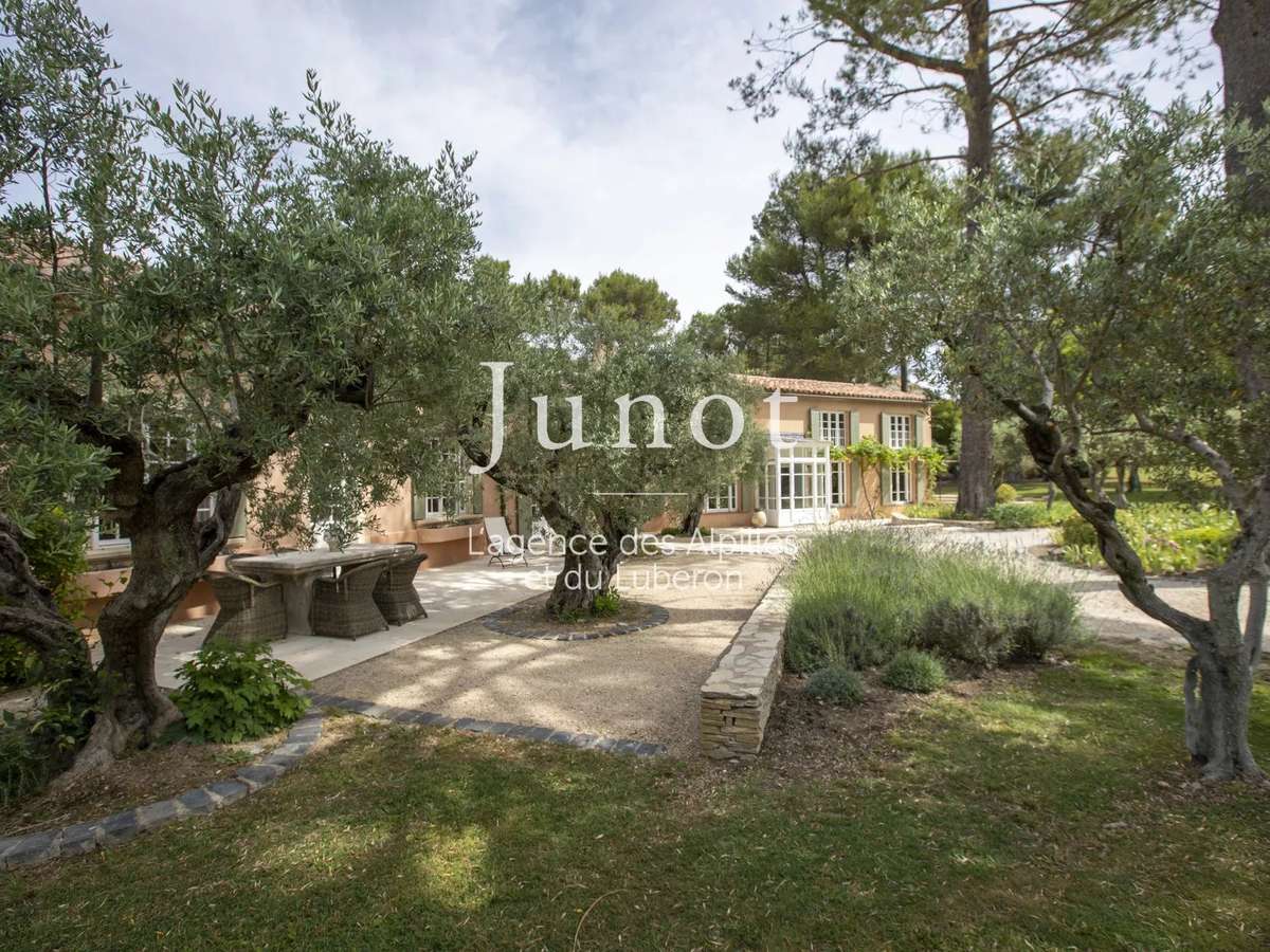 Maison Saint-Rémy-de-Provence