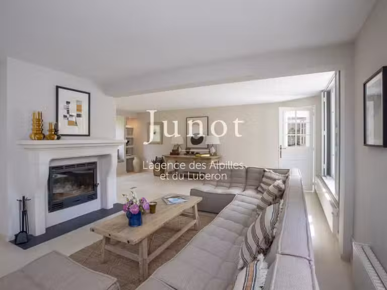 Maison Saint-Rémy-de-Provence - 5 chambres - 300m²
