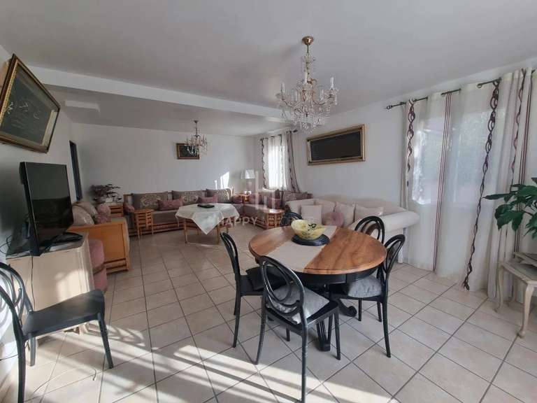 Maison Saint-Rémy-de-Provence - 4 chambres - 140m²