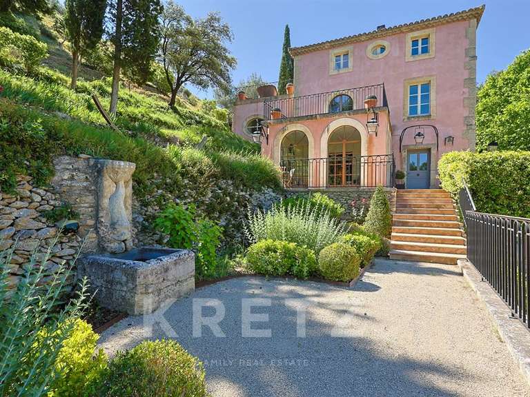 Propriété Saint-Rémy-de-Provence - 7 chambres - 427m²