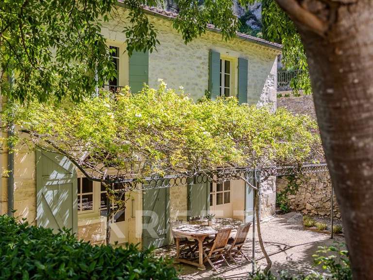 Propriété Saint-Rémy-de-Provence - 7 chambres - 427m²