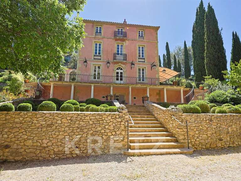 Propriété Saint-Rémy-de-Provence - 7 chambres - 427m²