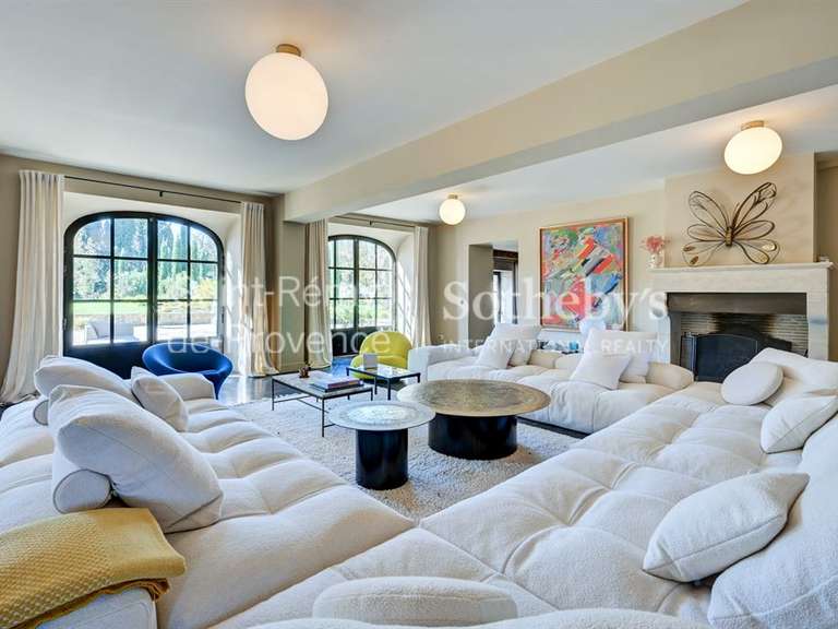 Propriété Saint-Rémy-de-Provence - 6 chambres - 600m²