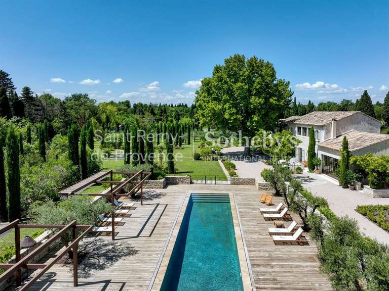 Propriété Saint-Rémy-de-Provence - 6 chambres - 600m²
