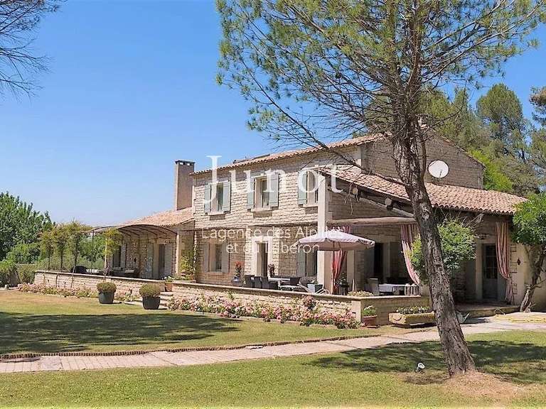 Propriété Saint-Rémy-de-Provence - 7 chambres - 350m²