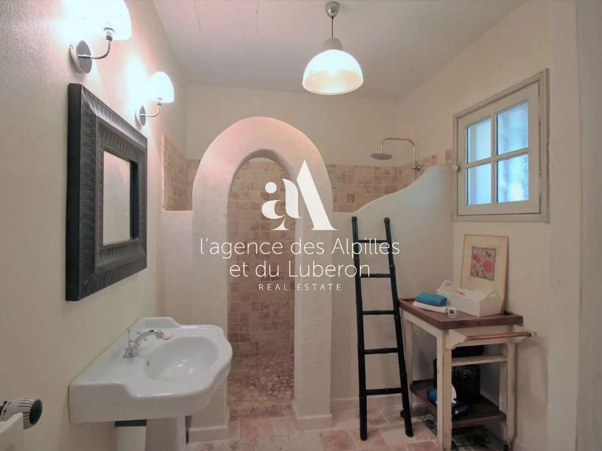 Property Saint-Rémy-de-Provence