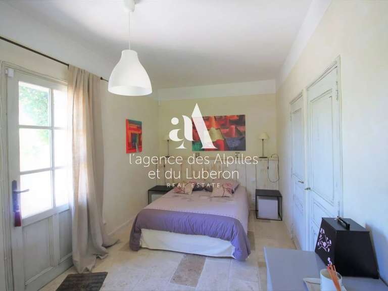 Property Saint-Rémy-de-Provence - 7 bedrooms - 350m²