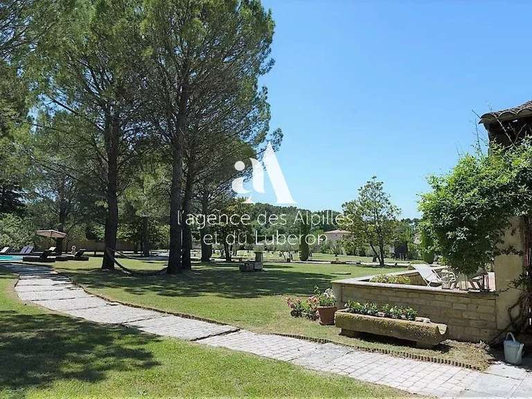 Property Saint-Rémy-de-Provence - 7 bedrooms - 350m²