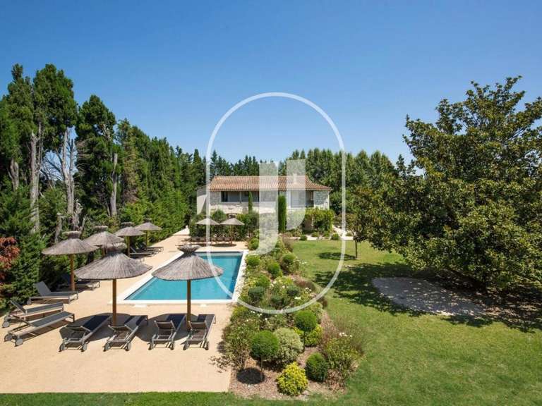Property Saint-Rémy-de-Provence - 8 bedrooms - 280m²