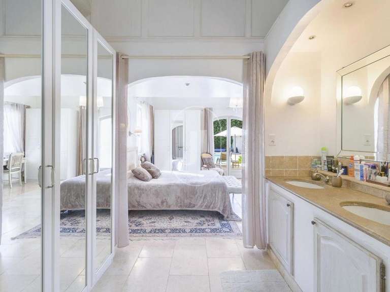 Property Saint-Rémy-de-Provence - 6 bedrooms - 395m²