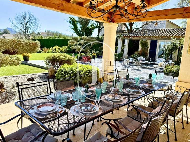 Propriété Saint-Rémy-de-Provence - 7 chambres - 285m²