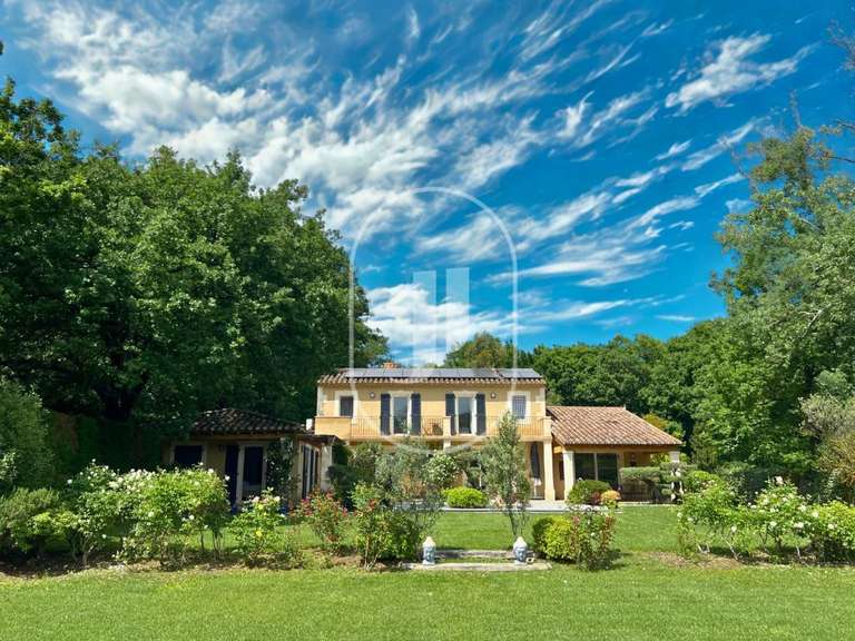 Propriété Saint-Rémy-de-Provence - 7 chambres - 285m²