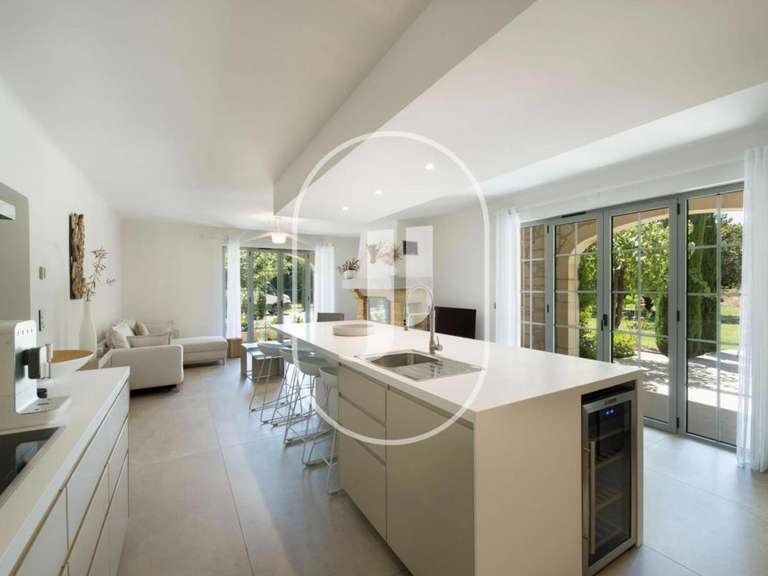 Property Saint-Rémy-de-Provence - 8 bedrooms - 280m²