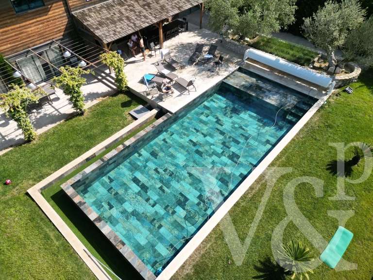 Propriété Saint-Rémy-de-Provence - 9 chambres - 572m²