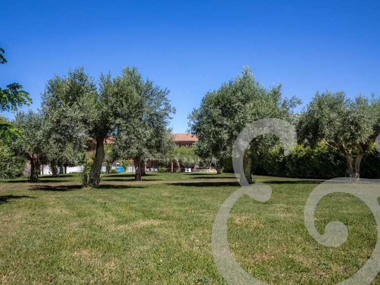 Propriété Saint-Rémy-de-Provence - 9 chambres - 572m²