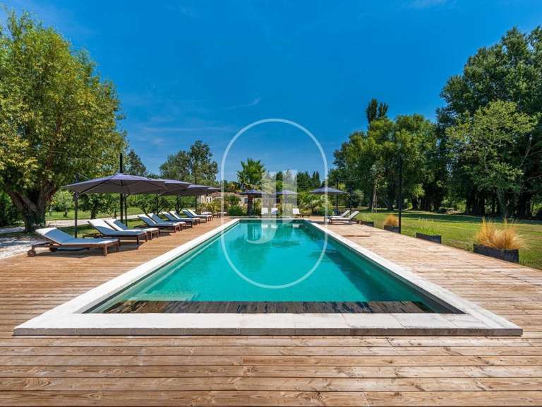 Propriété Saint-Rémy-de-Provence - 12 chambres - 1023m²