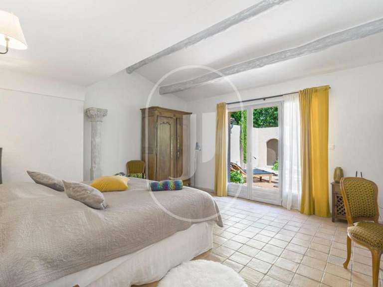 Propriété Saint-Rémy-de-Provence - 12 chambres - 1023m²