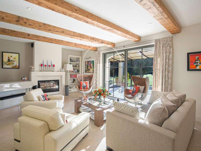 Propriété Saint-Rémy-de-Provence - 5 chambres - 245m²