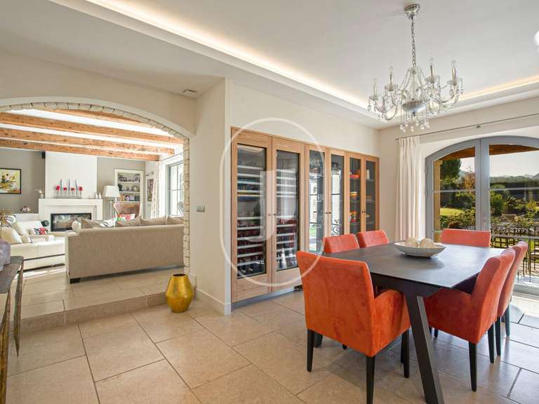 Propriété Saint-Rémy-de-Provence - 5 chambres - 245m²