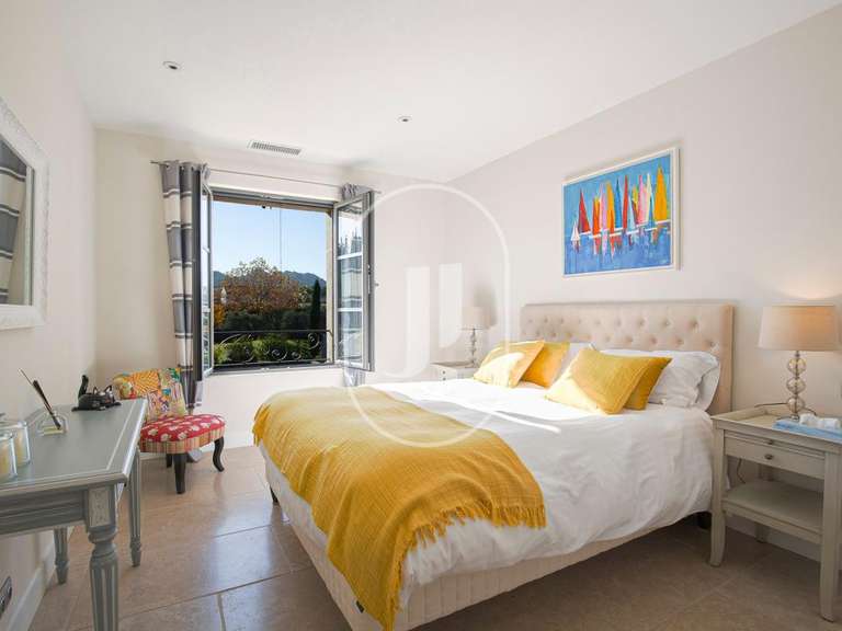 Propriété Saint-Rémy-de-Provence - 5 chambres - 268m²