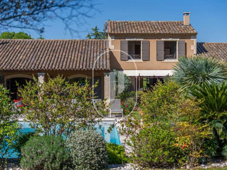 Propriété Saint-Rémy-de-Provence - 5 chambres - 245m²