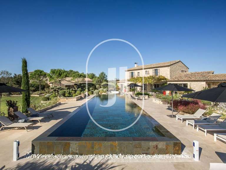 Propriété Saint-Rémy-de-Provence - 5 chambres - 410m²