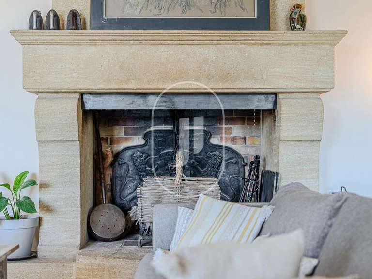 Propriété Saint-Rémy-de-Provence - 5 chambres - 230m²