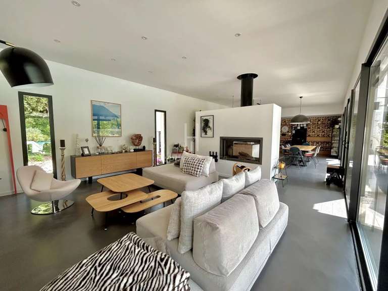 Property Saint-Rémy-de-Provence - 260m²