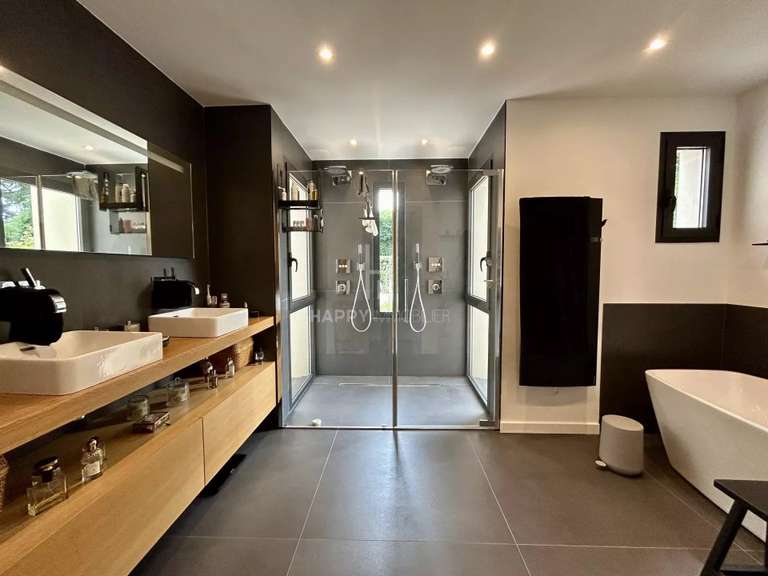 Property Saint-Rémy-de-Provence - 260m²