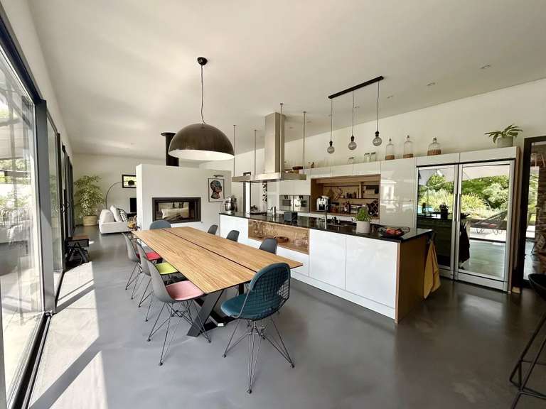 Property Saint-Rémy-de-Provence - 260m²