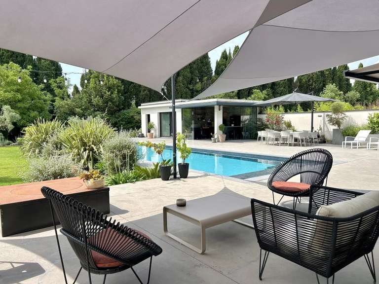 Property Saint-Rémy-de-Provence - 260m²