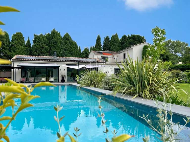 Property Saint-Rémy-de-Provence - 260m²