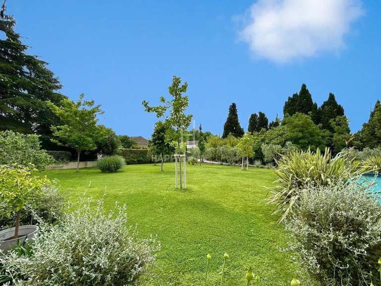 Property Saint-Rémy-de-Provence - 260m²