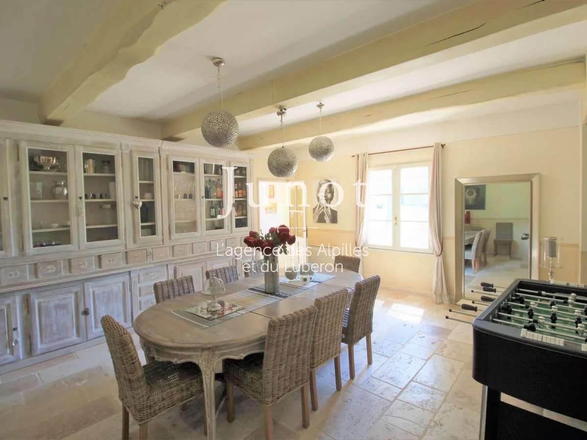 Property Saint-Rémy-de-Provence