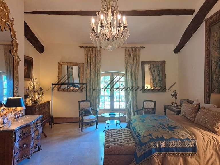 Propriété Saint-Rémy-de-Provence - 7 chambres - 600m²