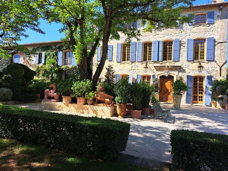 Propriété Saint-Rémy-de-Provence - 7 chambres - 600m²