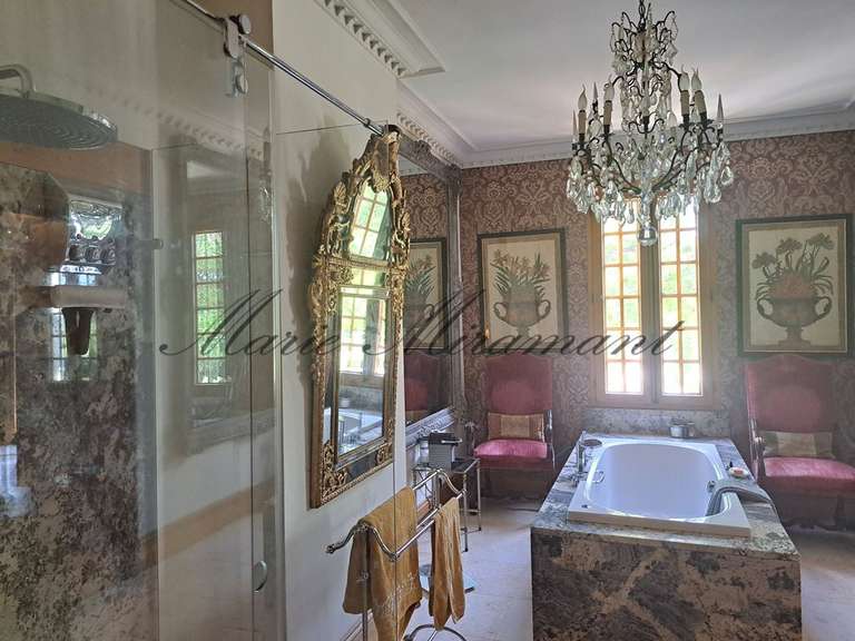 Propriété Saint-Rémy-de-Provence - 7 chambres - 600m²