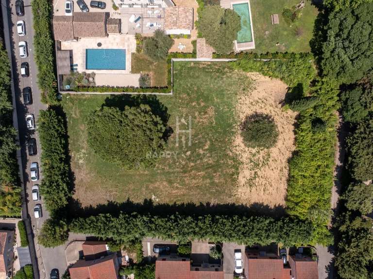Land Saint-Rémy-de-Provence - 1200m²
