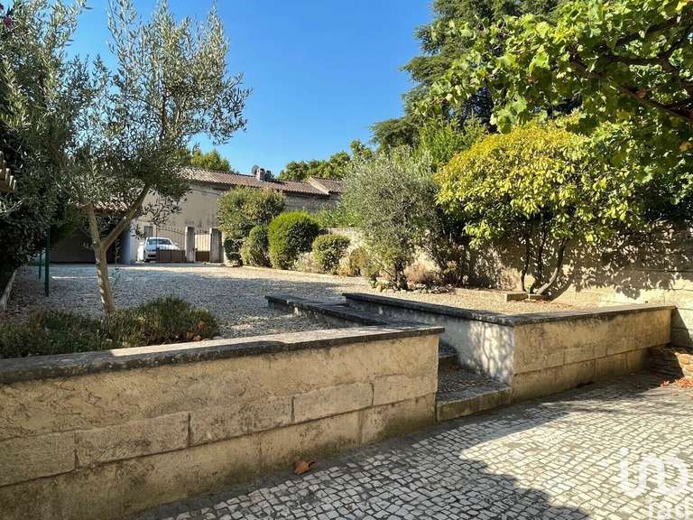 Sale Villa SaintRémydeProvence 1 378 000€