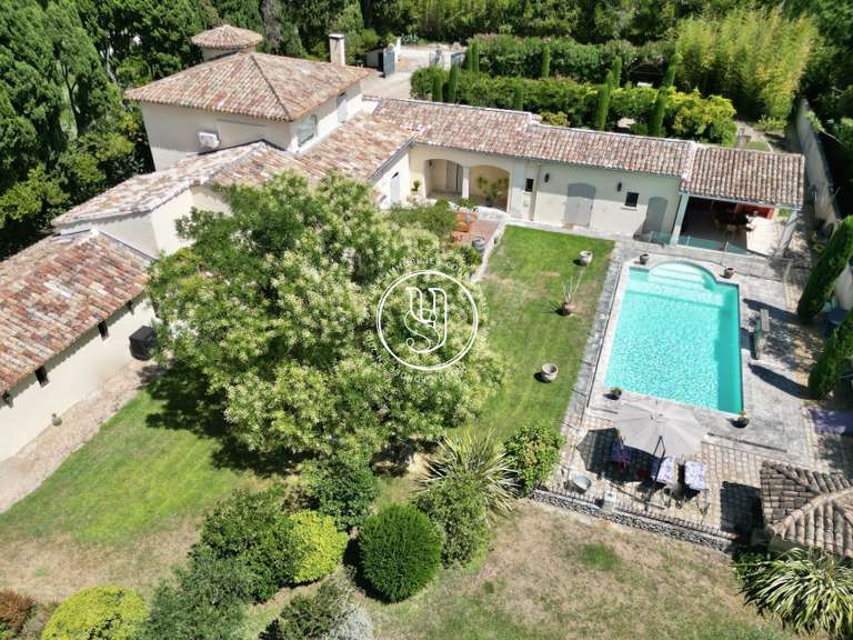 Villa Saint-Rémy-de-Provence - 4 chambres - 261m²