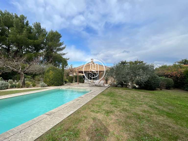 Villa Saint-Rémy-de-Provence - 4 bedrooms - 191m²