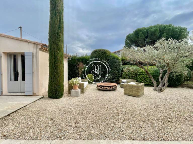 Villa Saint-Rémy-de-Provence - 4 bedrooms - 191m²