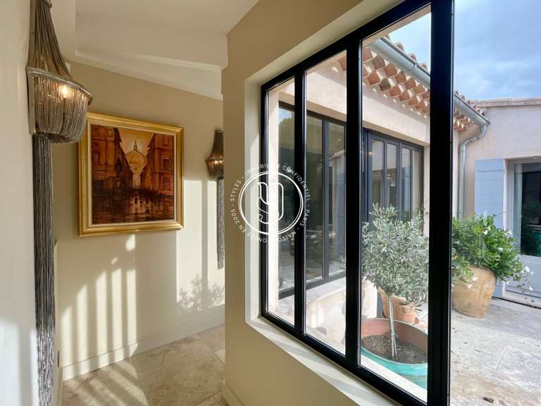 Villa Saint-Rémy-de-Provence - 4 bedrooms - 191m²