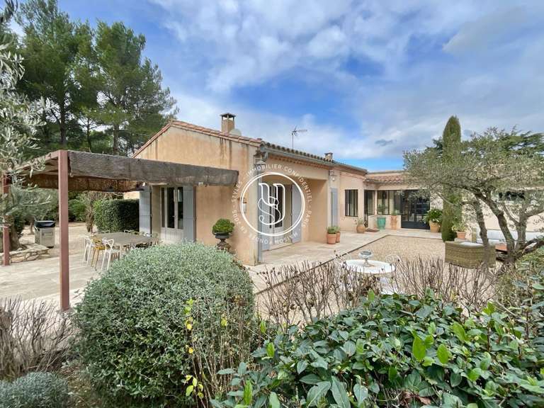 Villa Saint-Rémy-de-Provence - 4 bedrooms - 191m²